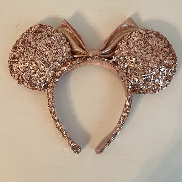 Rose Gold Mouse Ears - Picture 2 of 3